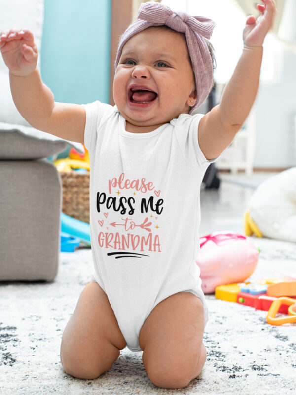 Please Pass Me to Grandma Romper – Cute Family Babywear