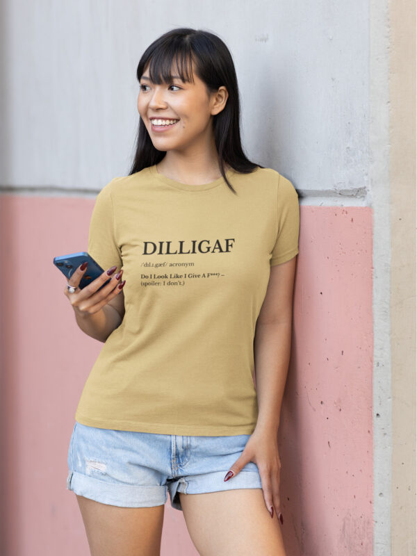 DILLIGAF Graphic Women's Classic T-Shirt